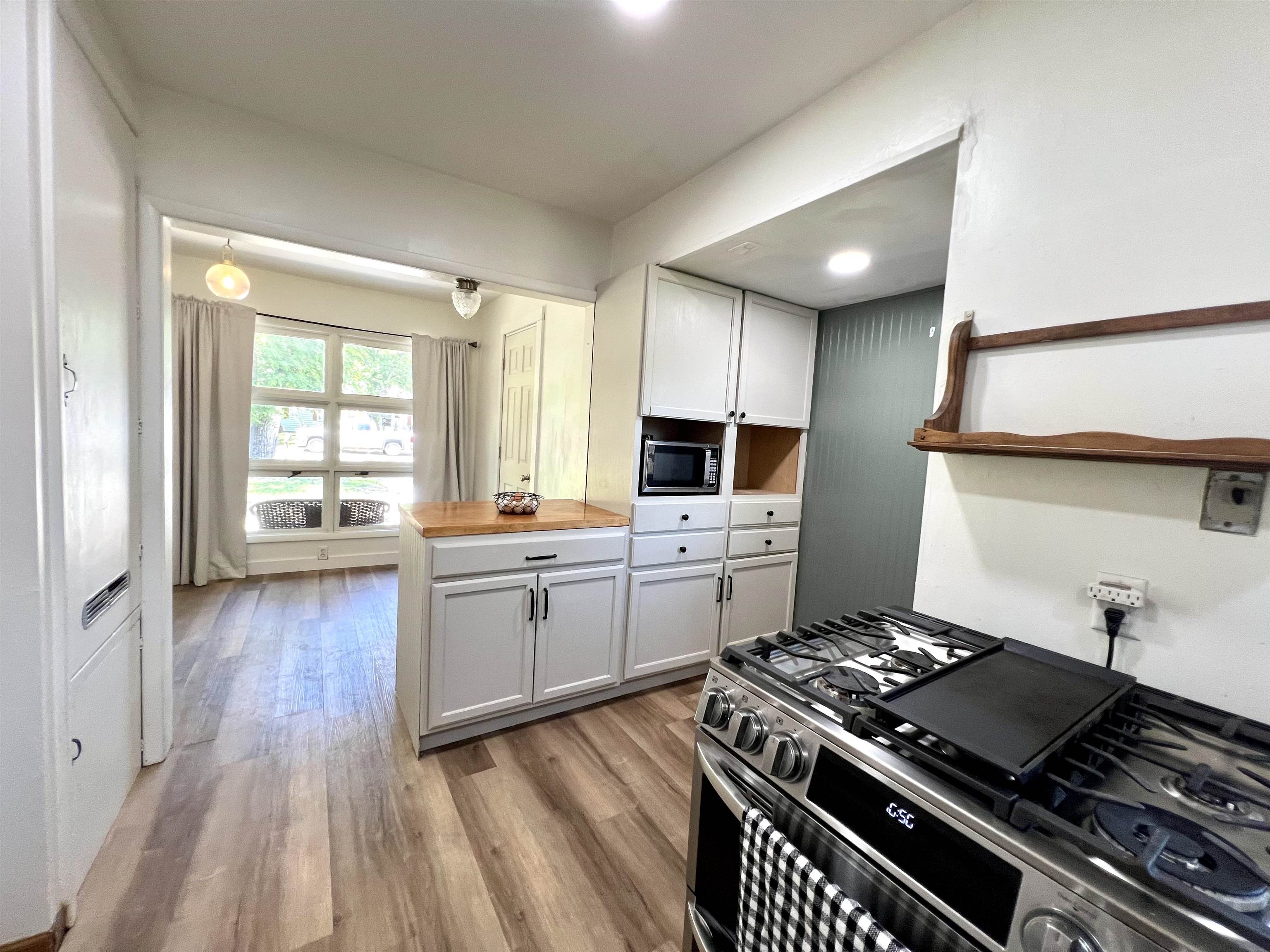 1124 N 7th