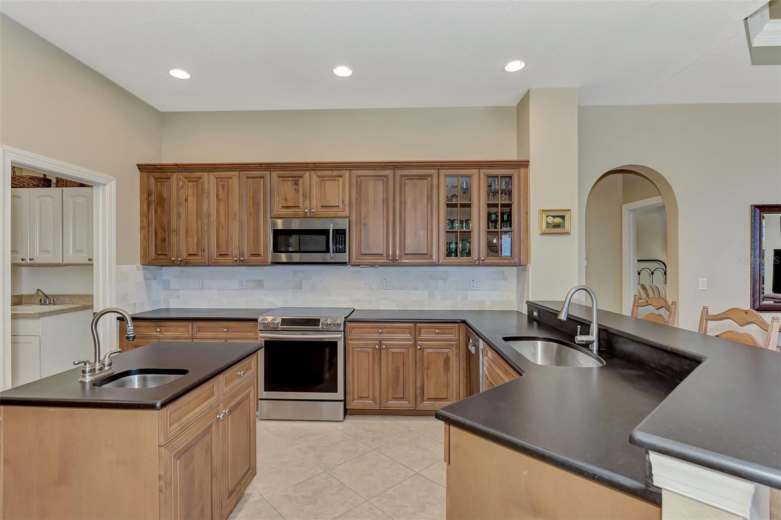 4233 Grosse Pointe Drive