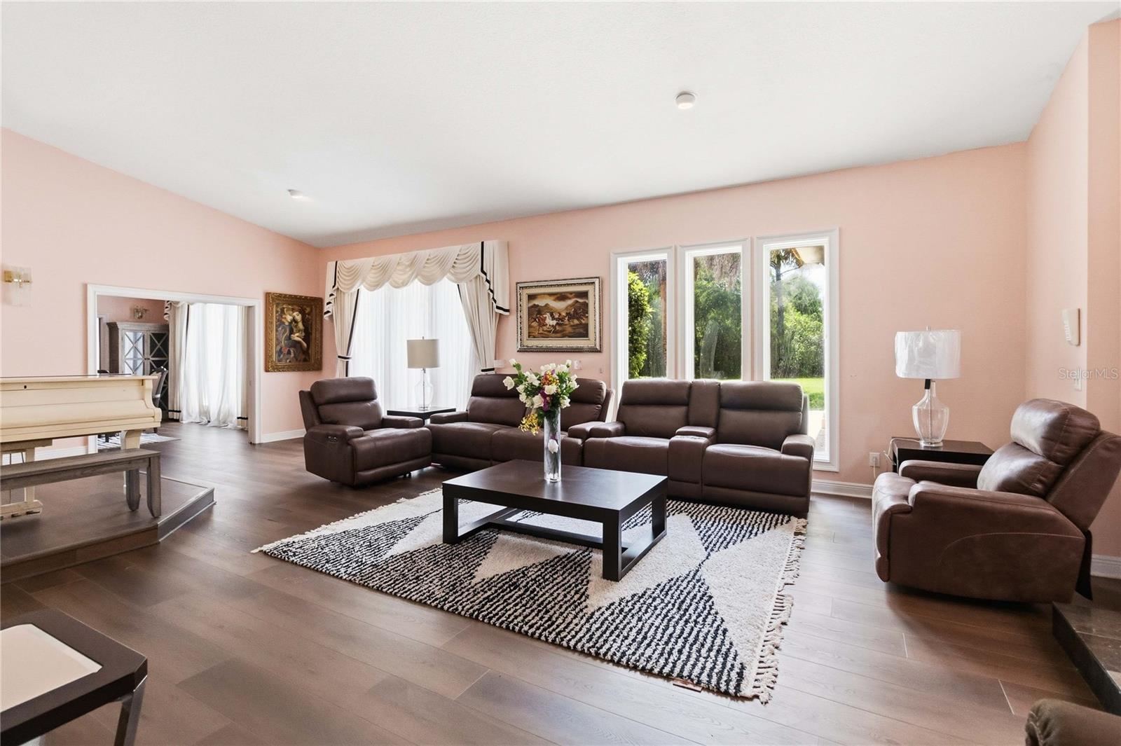 593 Dunmar Circle