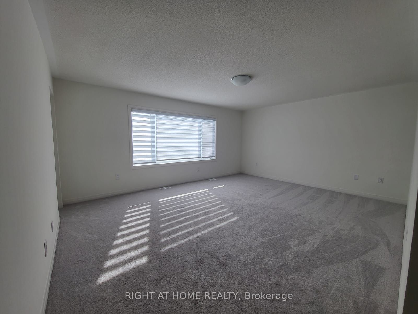 34 Copperhill Hts