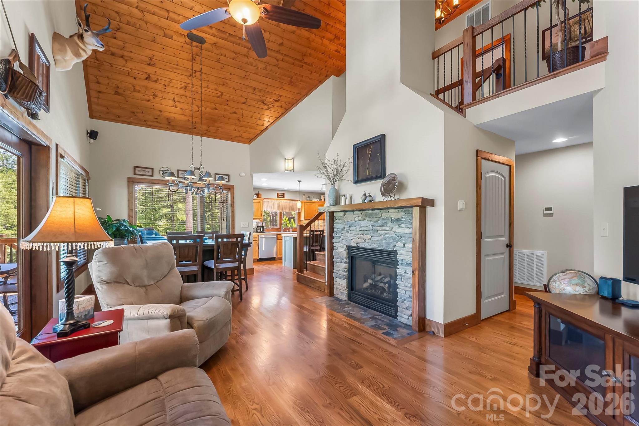 590 Larkhaven Drive