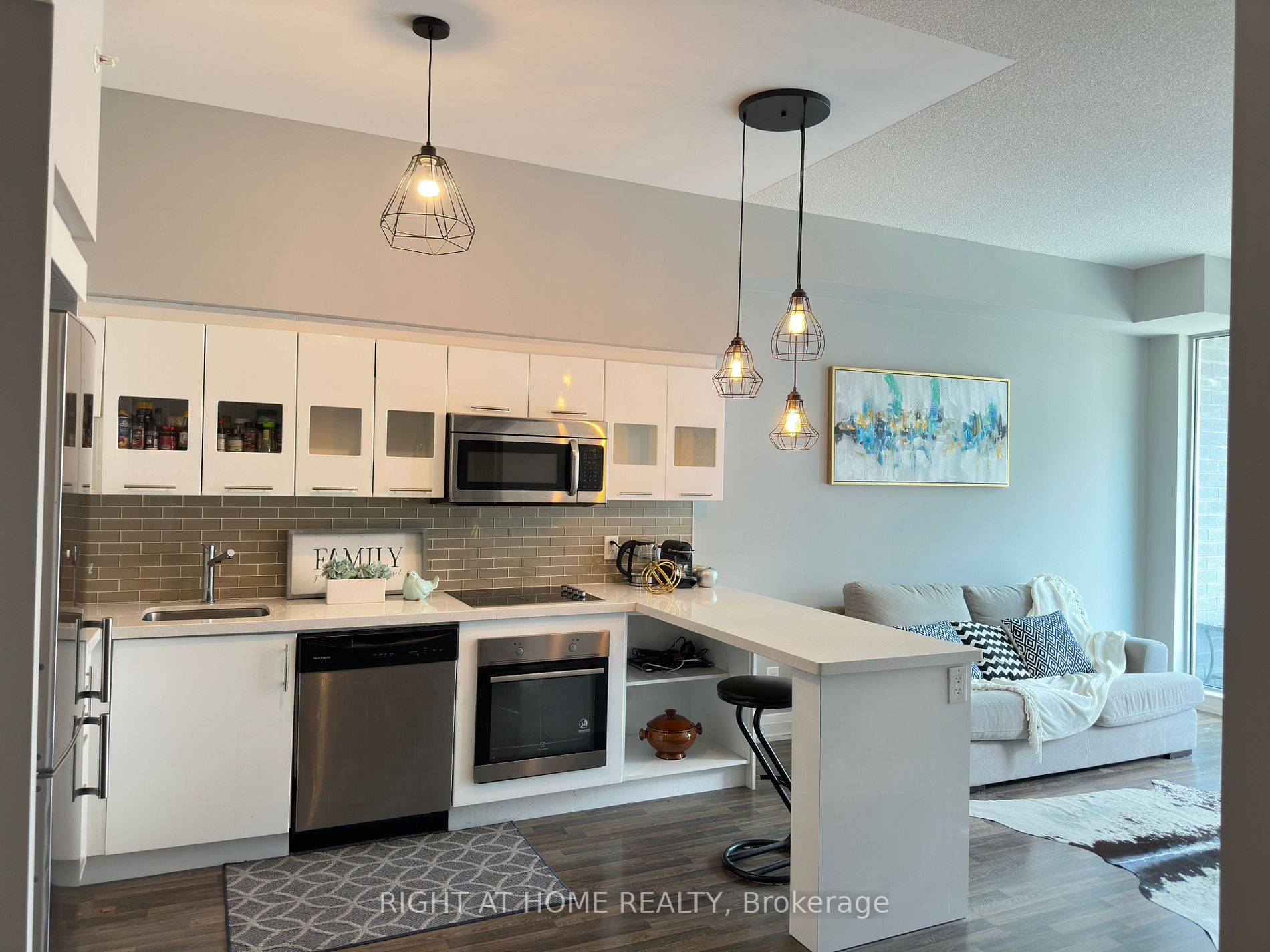 555 E Wilson Ave E615