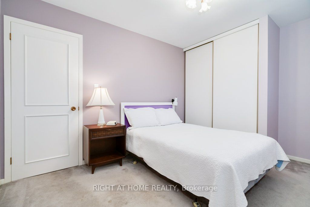 7 Sandbourne Cres