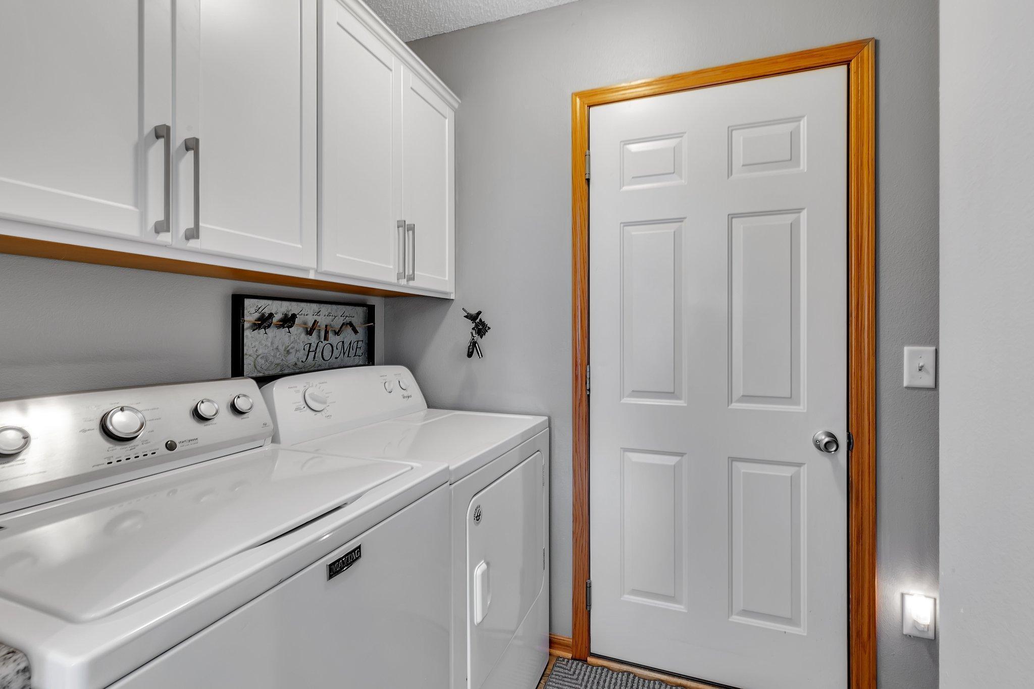 223 Glenview Loop
