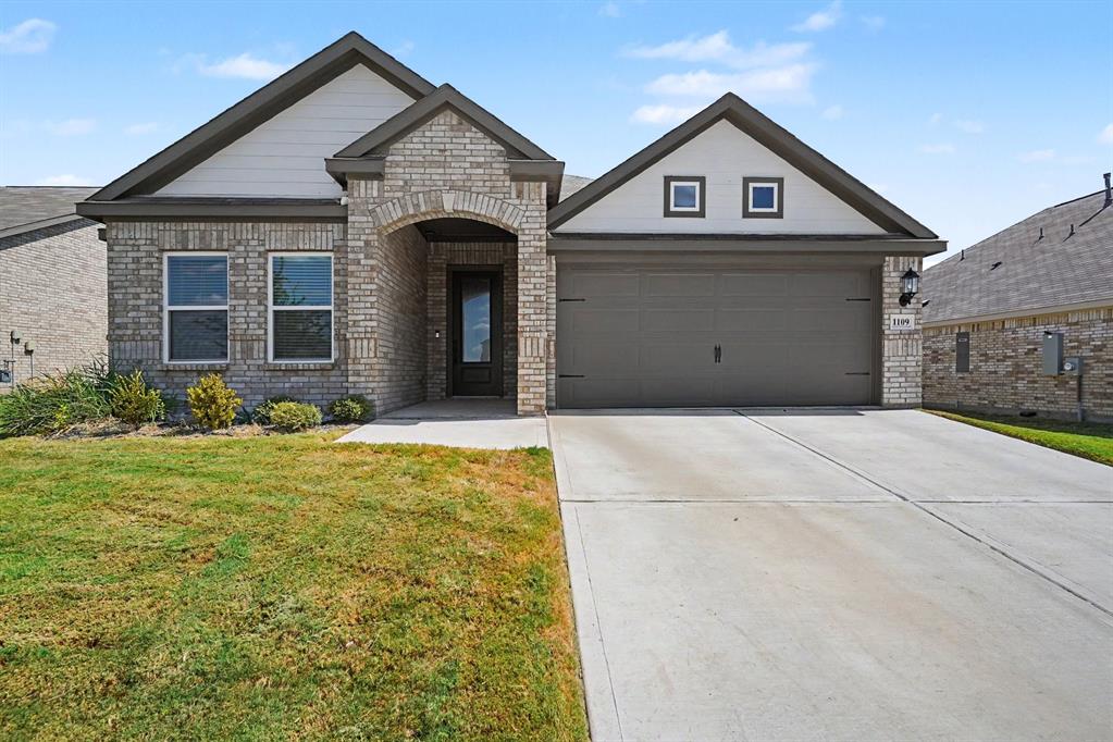 1109 Costa Vista Trail