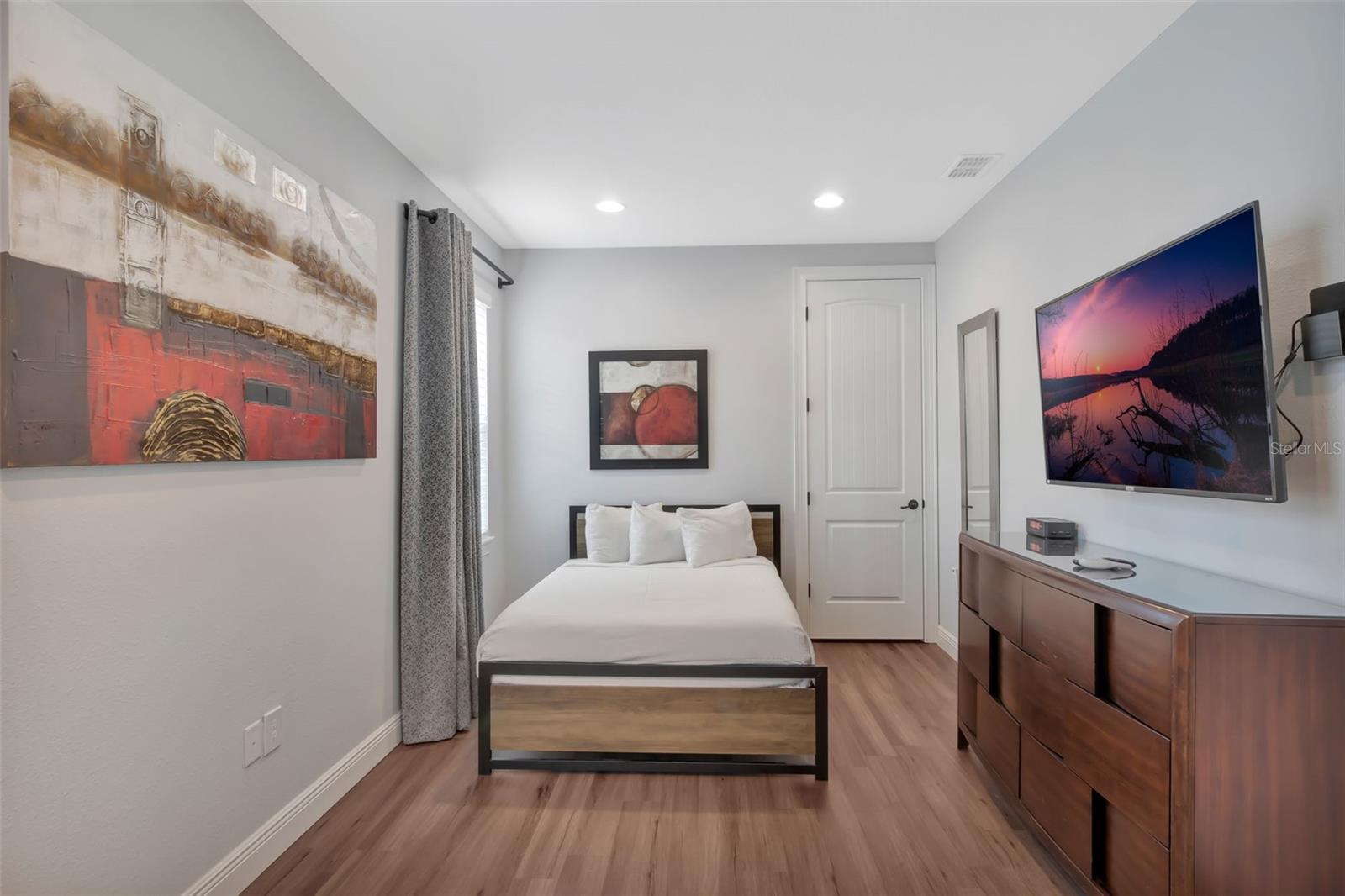 7643 Wilmington Loop