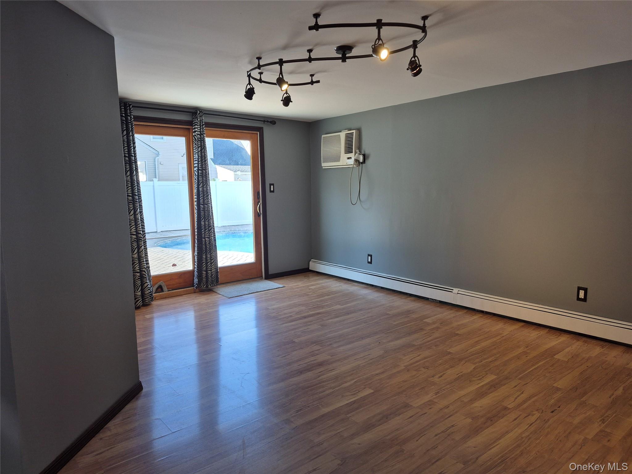 1111 Steele Boulevard