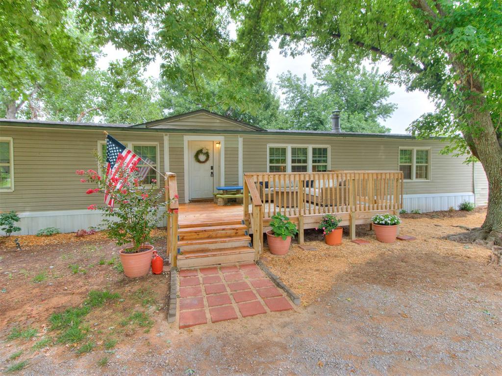 Welcome to this beautifully remodeled 3-bedroom, 2-bath home on a spacious 1-acre lot in the highly sought-after Deer Creek School District! This move-in-ready property offers the perfect blend of rural charm and modern updates just minutes from shopping, dining, and city amenities.

Step inside to discover nearly 1,850 square feet of stylish living space featuring fresh paint, luxury vinyl plank flooring, and updated lighting throughout. The kitchen has been tastefully upgraded with quartz countertops, stainless steel appliances, and a sleek new range hood. Both bathrooms have been refreshed with contemporary finishes.

Outside, enjoy the wide-open yard—ideal for gardening, pets, entertaining, or even adding a workshop or guest house. No HOA restrictions and plenty of room to grow!

Don’t miss this rare opportunity to own affordable acreage in Edmond. Schedule your private tour today!