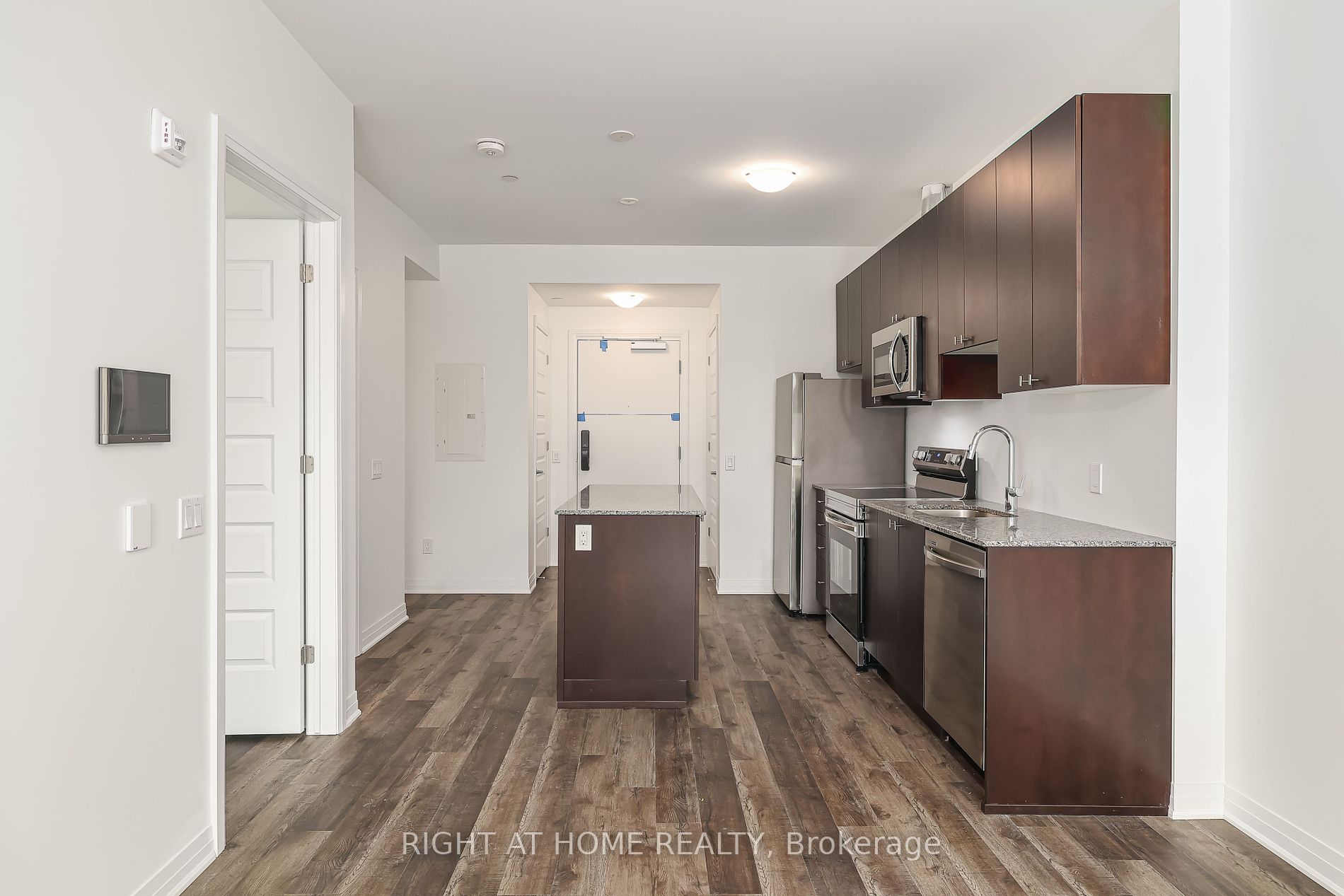 470 Gordon Krantz Ave 217