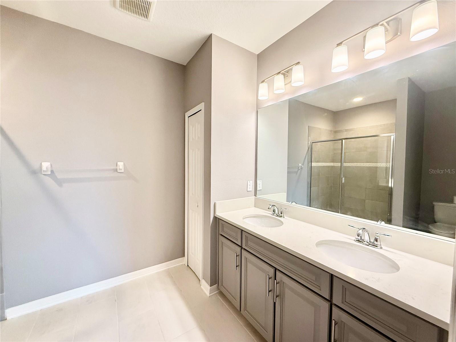 2493 Stapleford Place