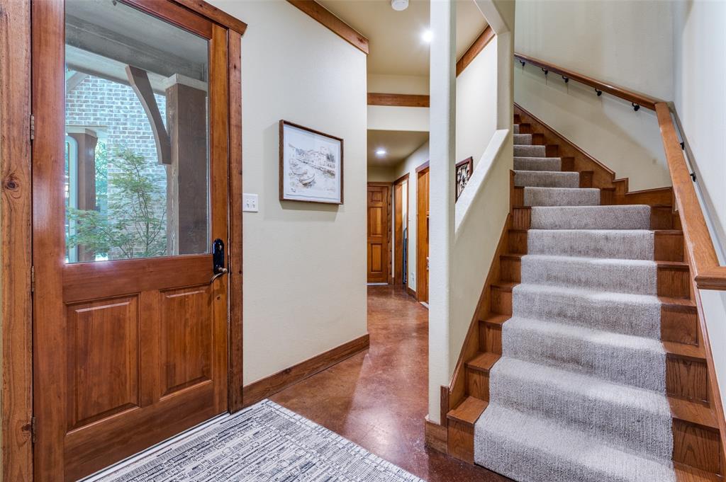 2403 Amberleaf Court