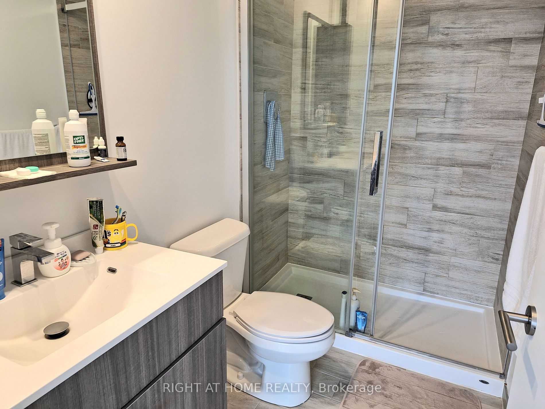 75 Canterbury Pl 1715