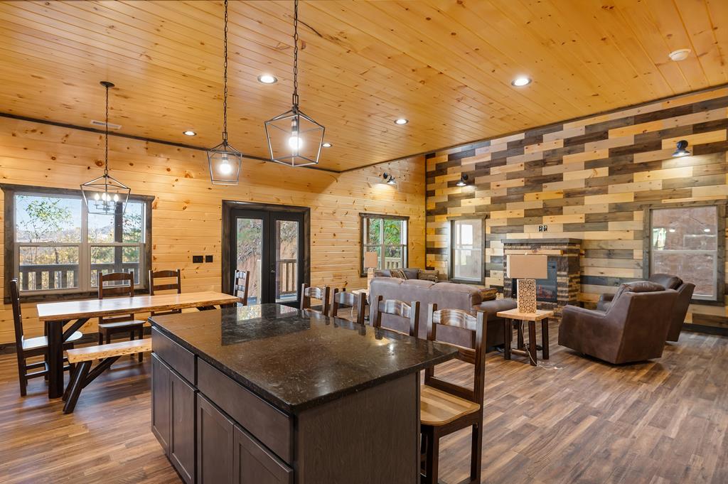 908 Crooked Ridge Rd.