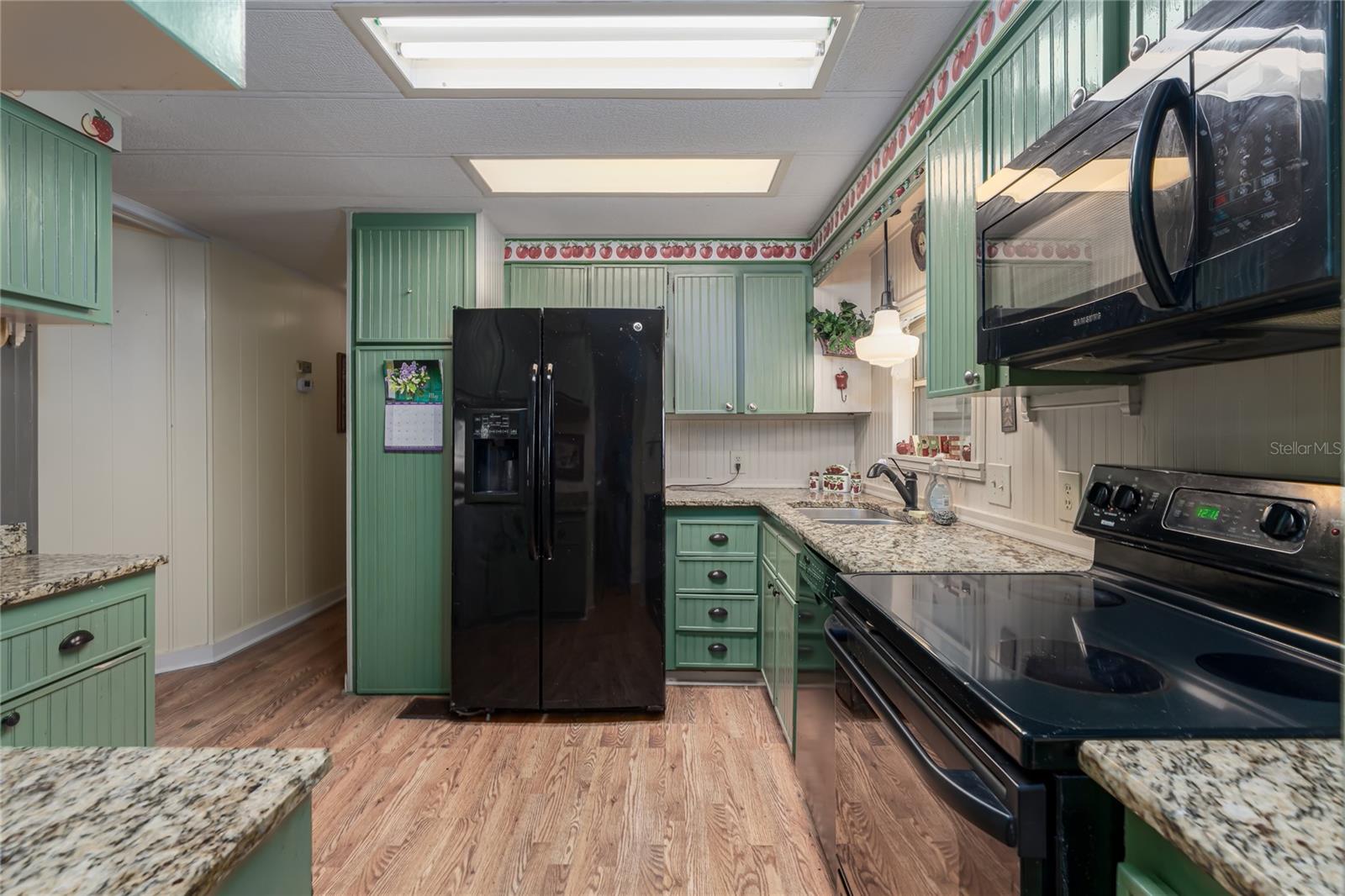 6710 36th Avenue E 32