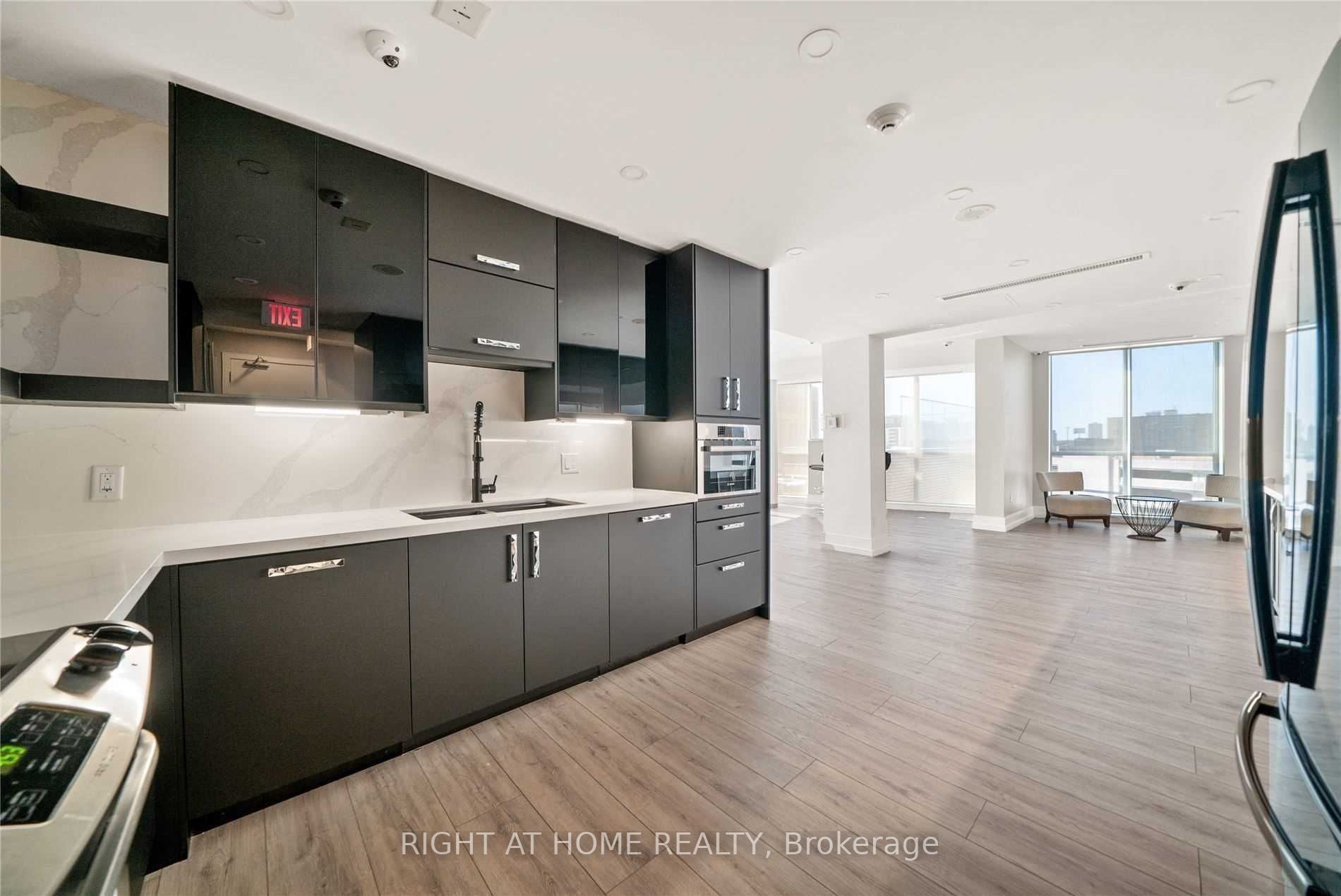 70 Forest Manor Rd 2907