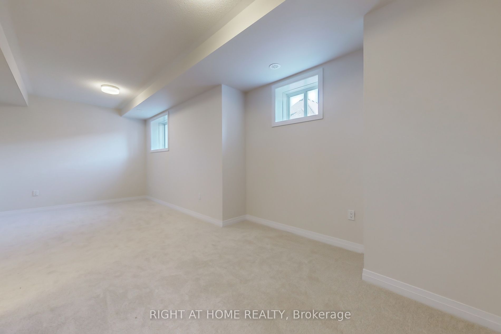 106 E Settlers Road Rd