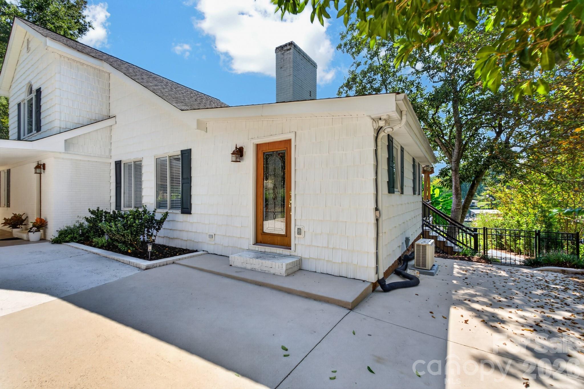 745 Anchor Road
