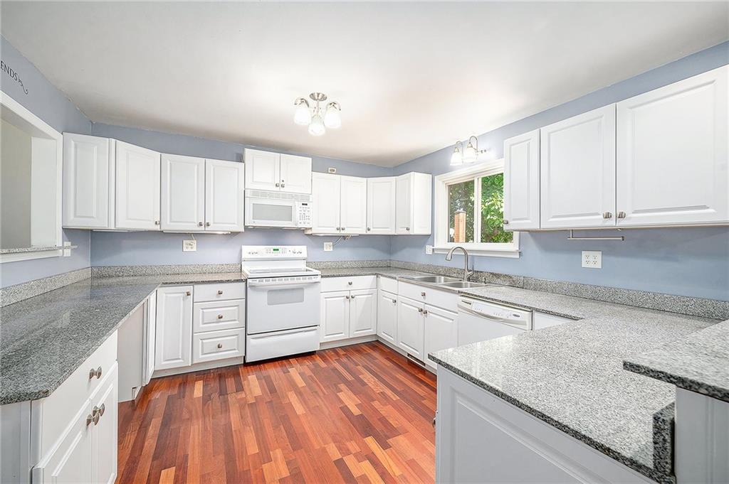 1600 NE 49th Terrace