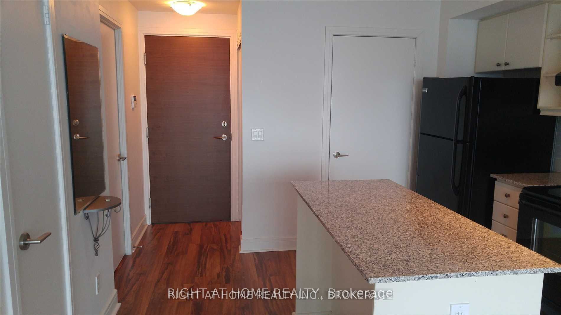 35 Brian Peck Cres LPH27
