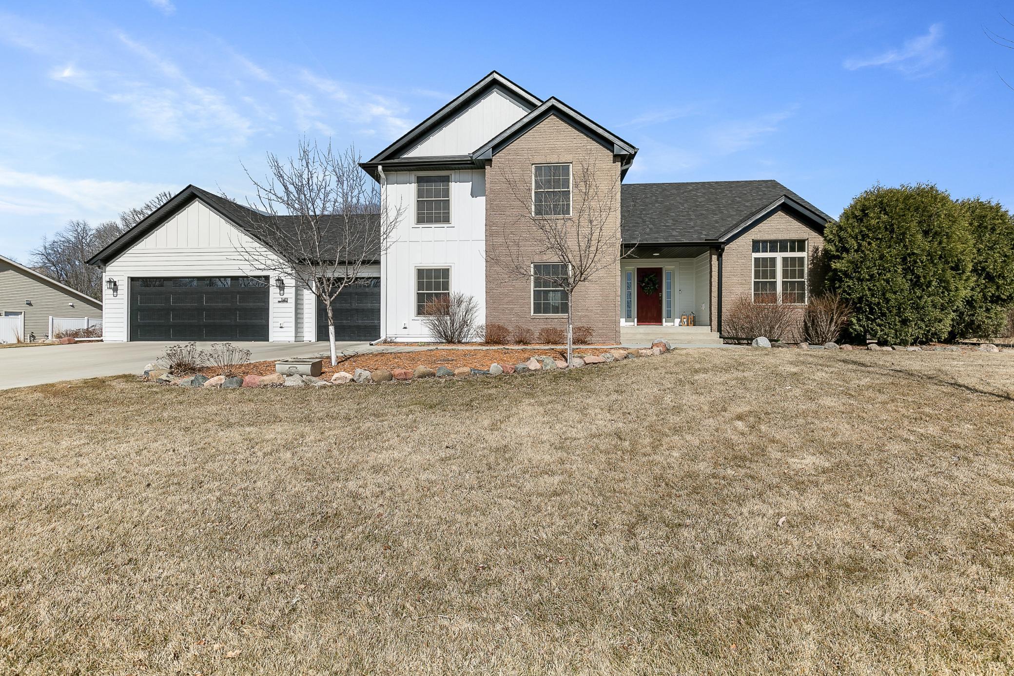 1411 Grizzly Lane