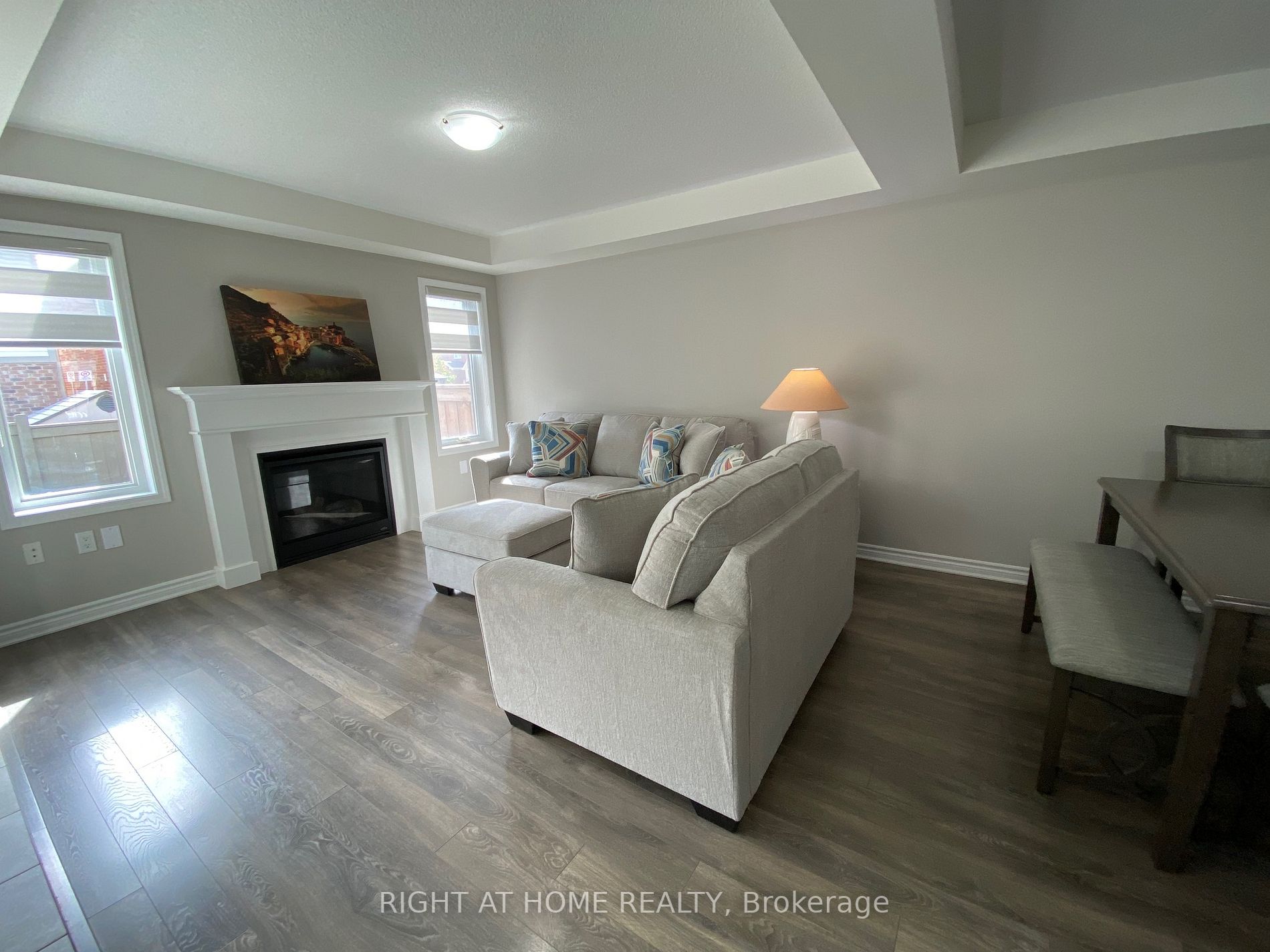 1125 Leger Way 25