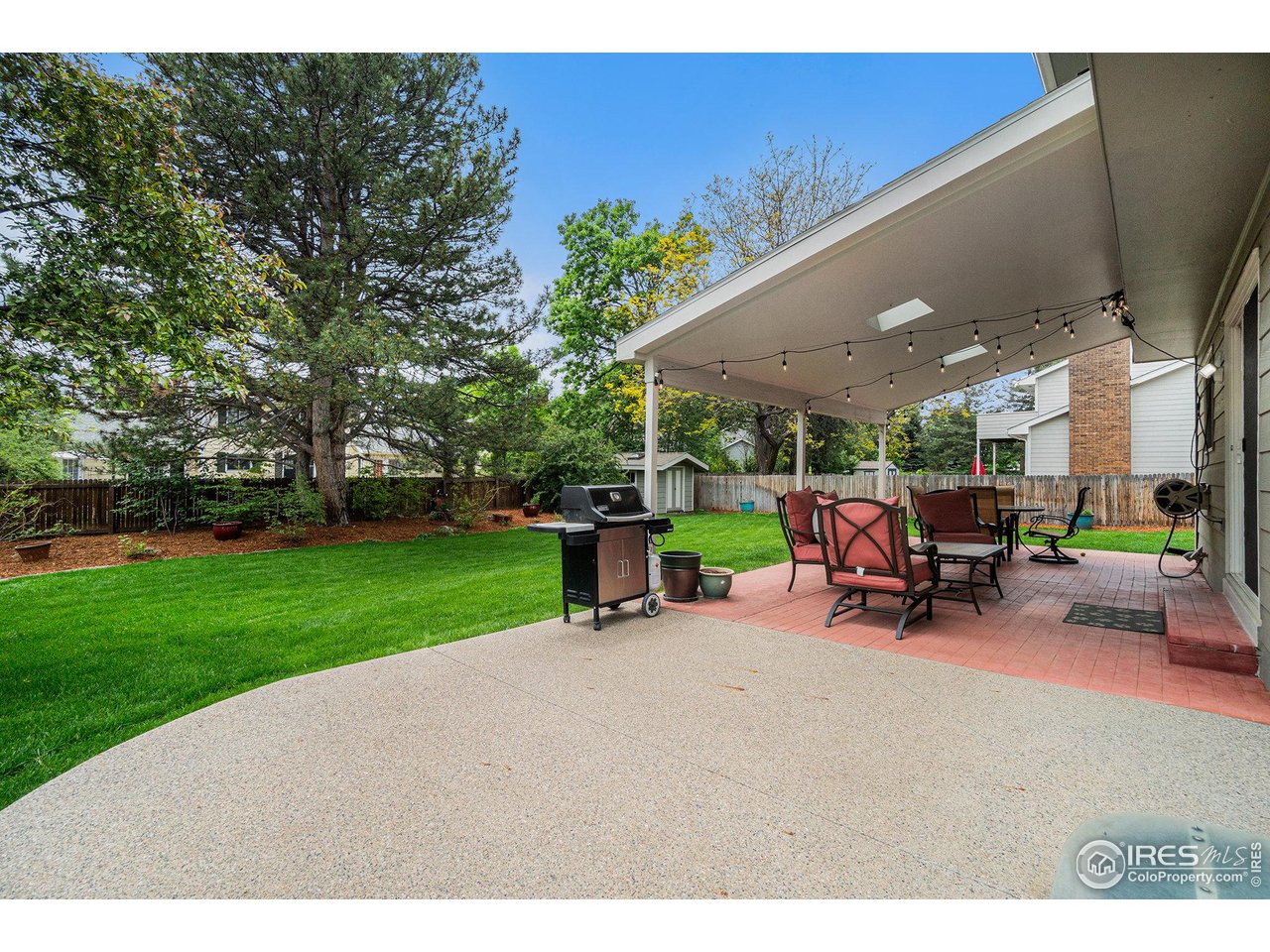 1119 Oakmont Ct