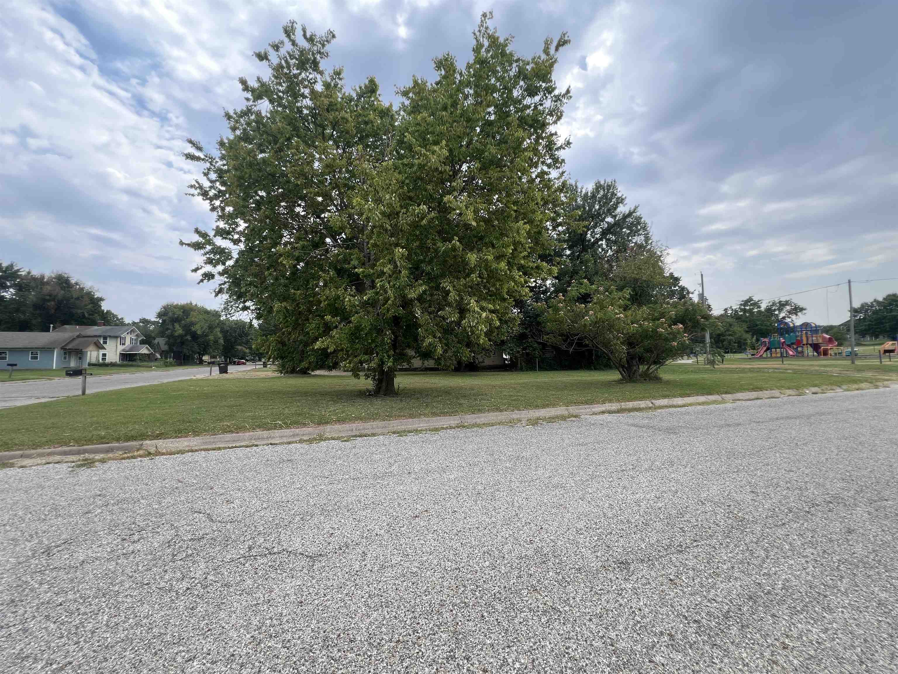 825 N 5th