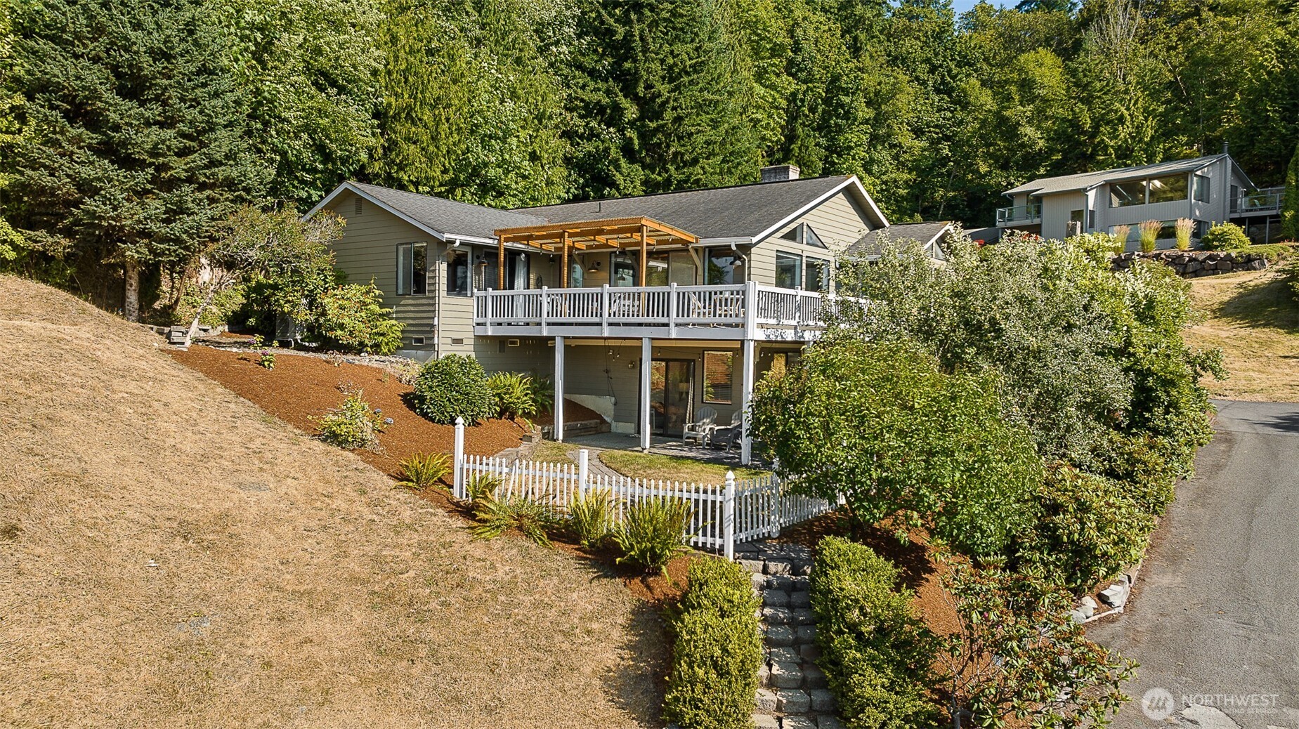 606 Prospect Avenue