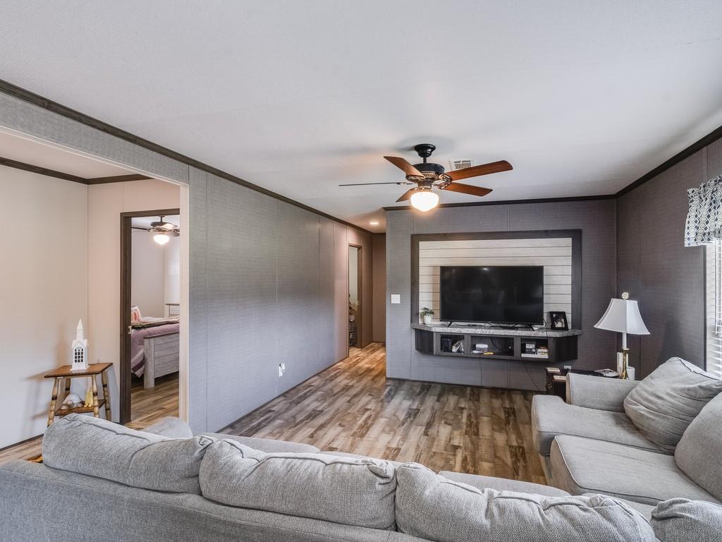 11116 E State Highway 31