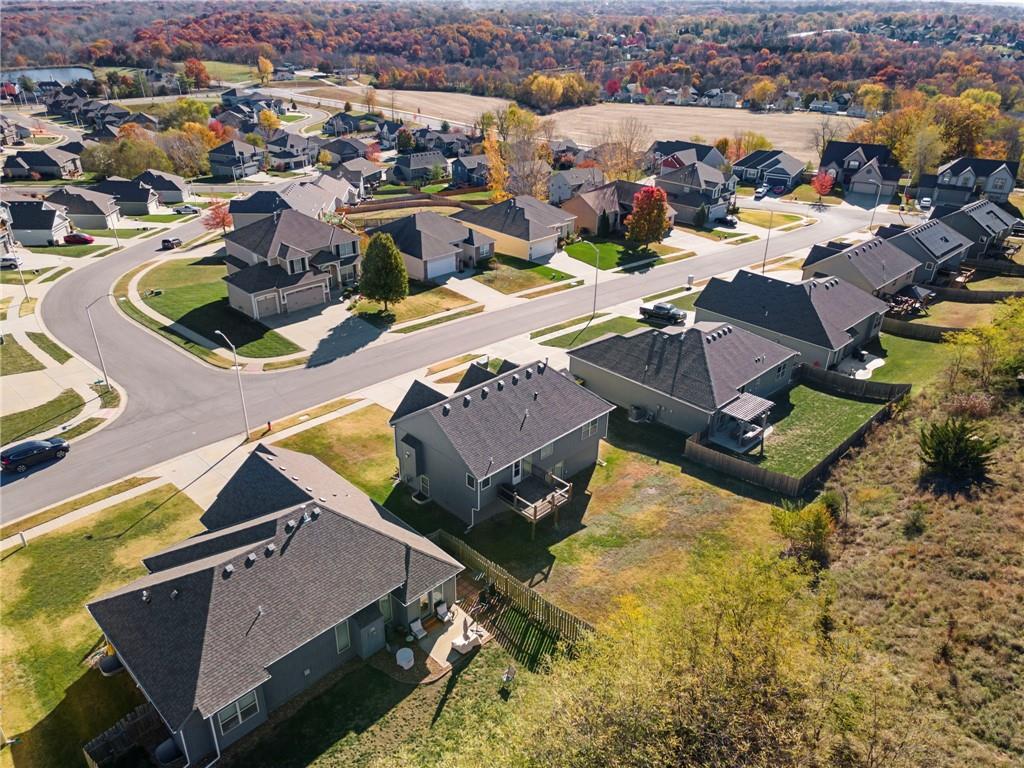 6720 N Cypress Avenue