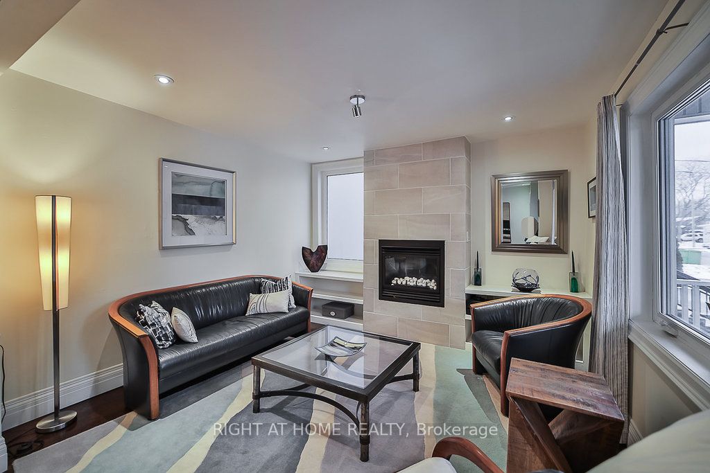 24 Garden Pl