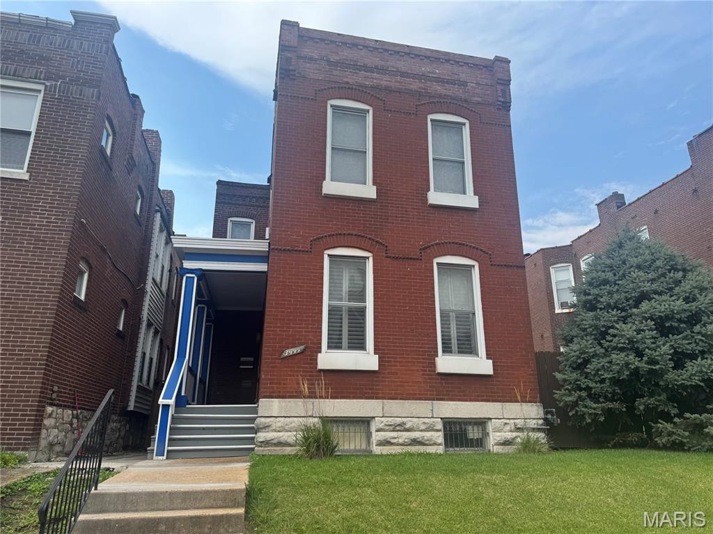 3444 Chippewa Street