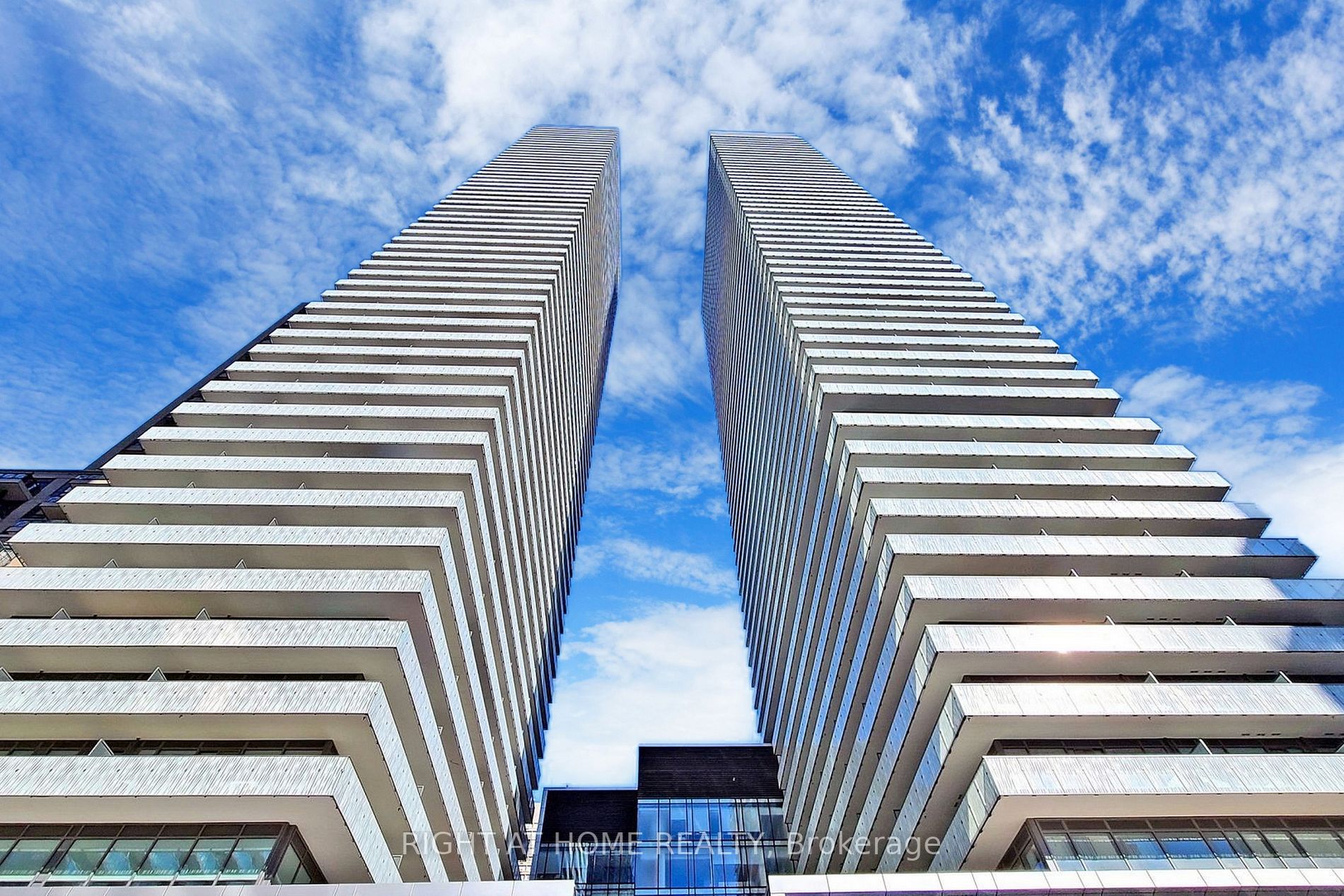 50 E Charles St 2607