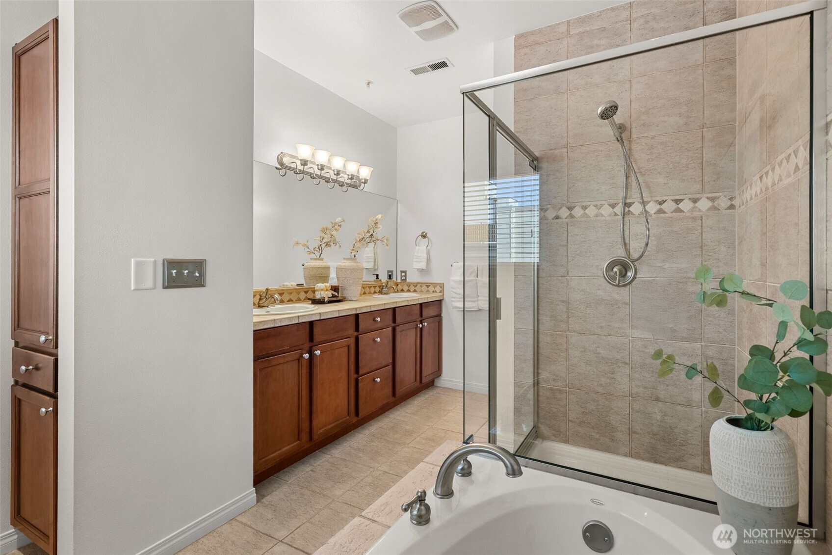 3112 SW Avalon Way 501