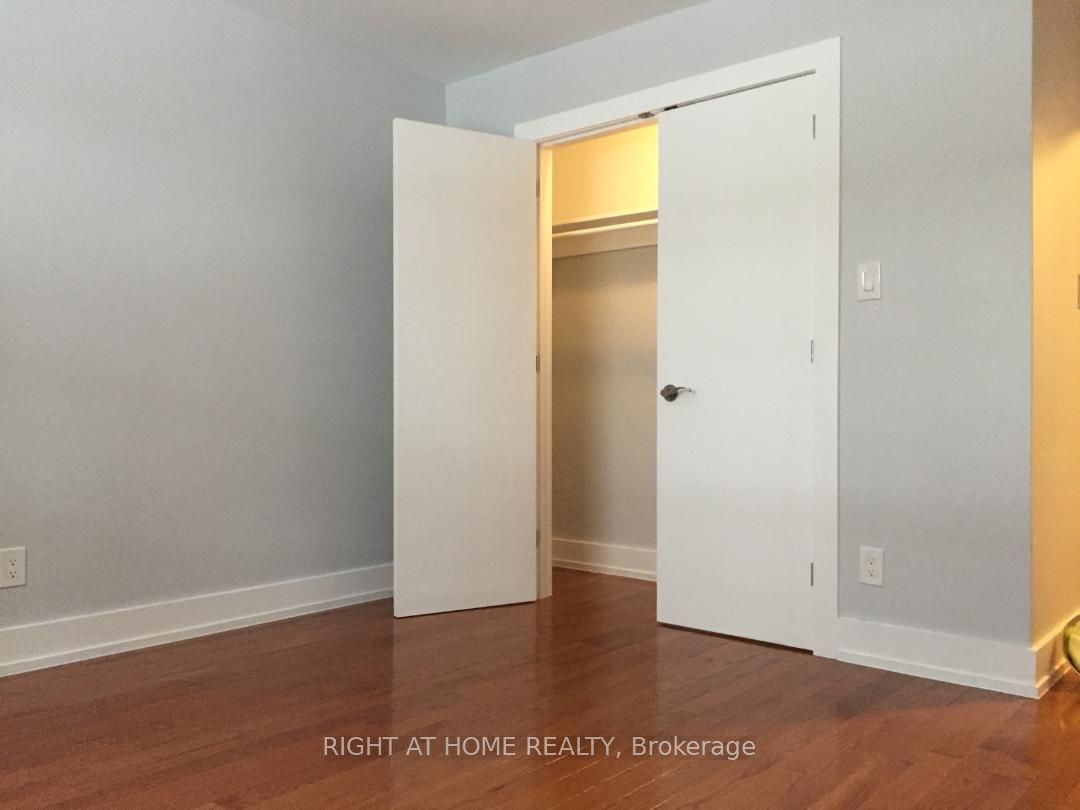 576 Davenport Rd Main