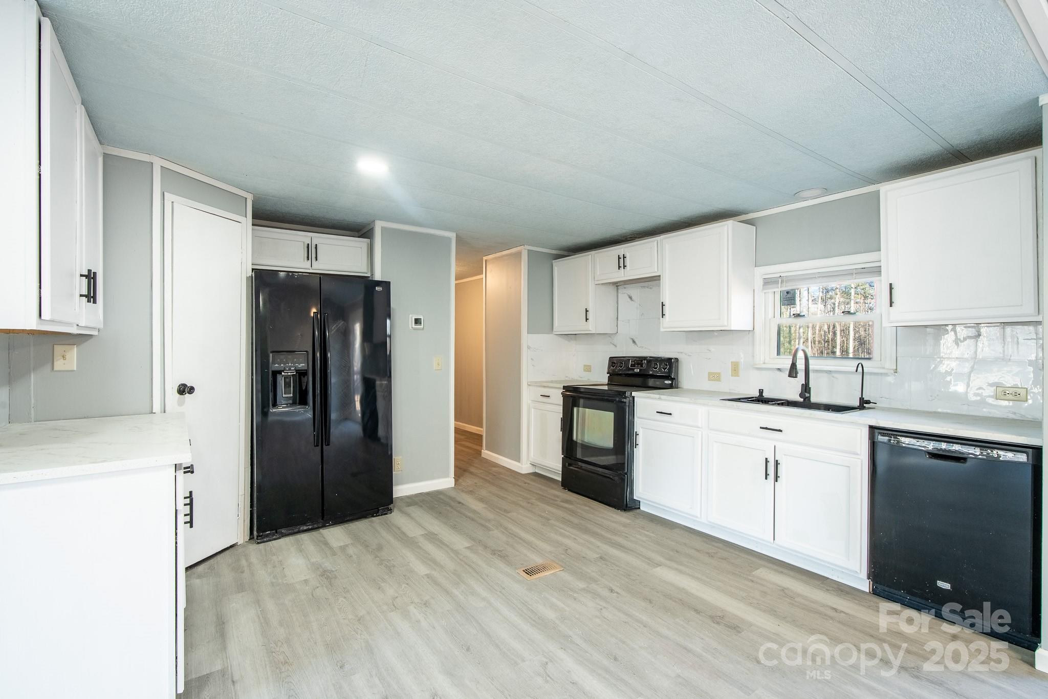 50 N Duncan Hill Lane