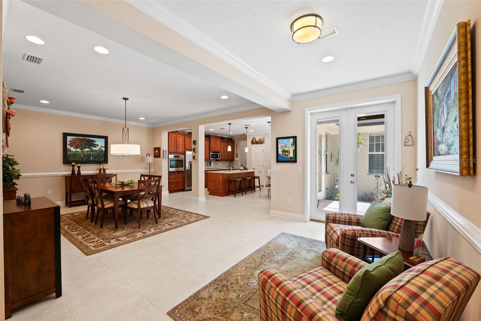 6804 Muncaster Court