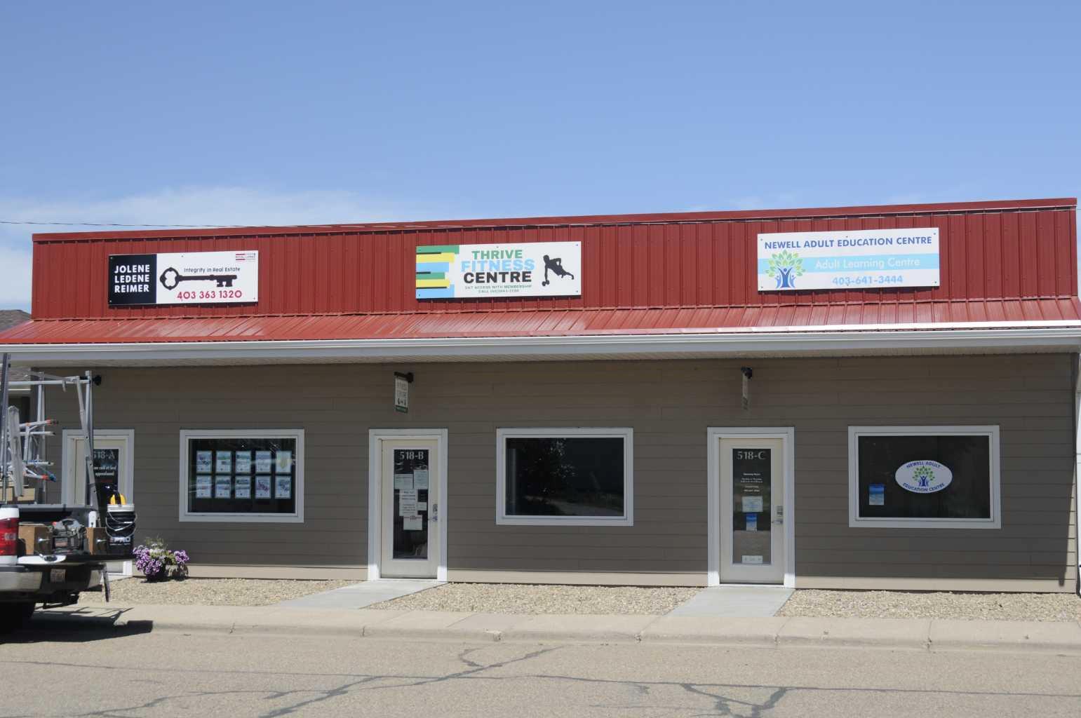 ATTENTION INVESTORS - Looking for a commercial investment opportunity in a well-maintained building with good tenants? Look no further than this! The building has three 500 sq foot bays which are currently leased by two tenants, one with a 500’ bay and the other with two 500’ bays, with leases that last until mid 2027 and 2028, respectively. Property also features low maintenance cinderblock construction with metal siding and recent roof replacement. Don’t miss this chance to earn an estimated Cap Rate of 6%. Contact your commercial Realtor® or the listing agent today to learn more about this opportunity.