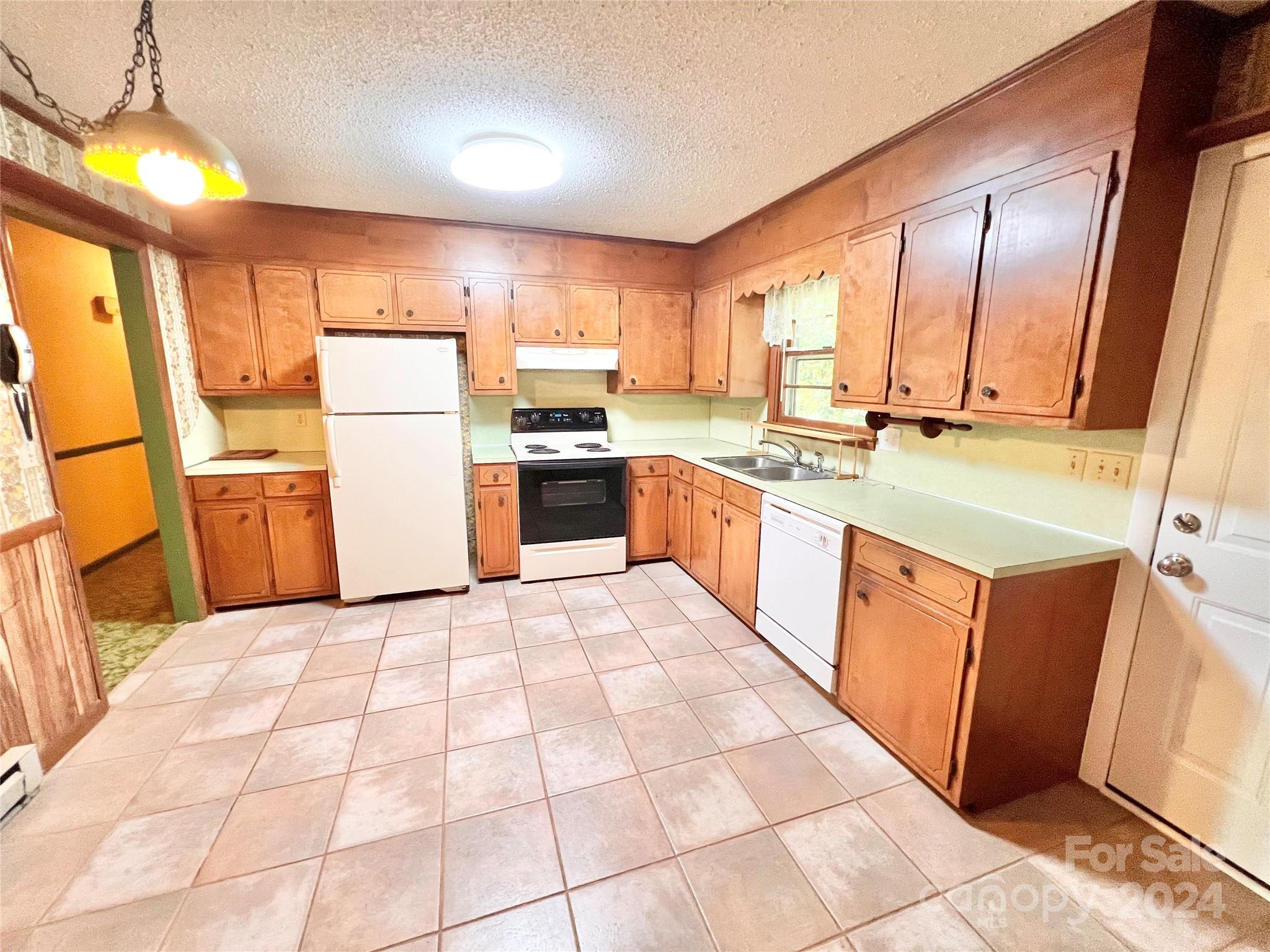 305 Lower Creek Drive