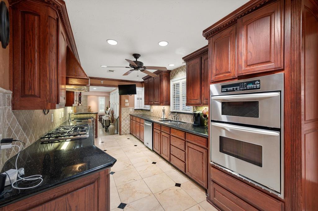 1336 Ridgewood Terrace