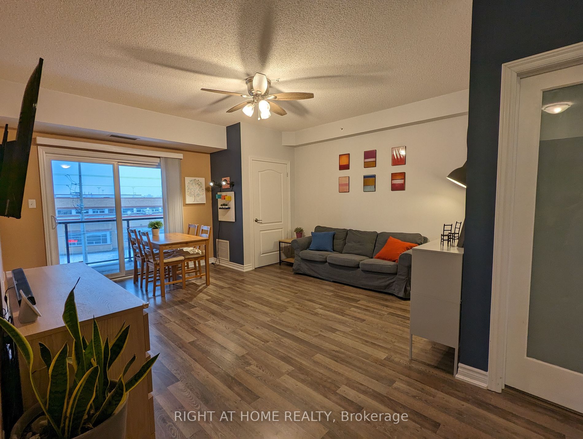 720 Yonge Street St 305