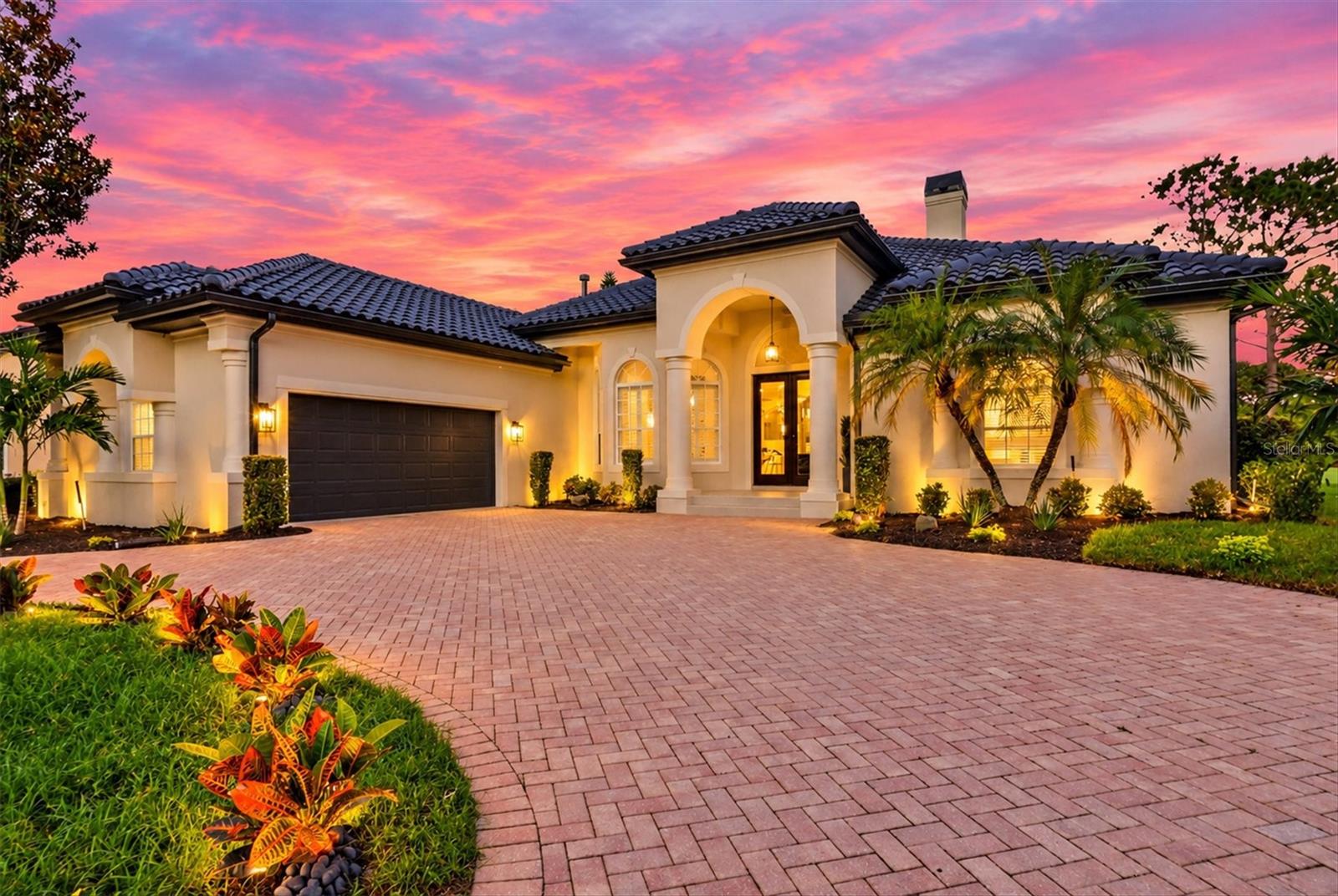 7242 Marlow Place, University Park, FL