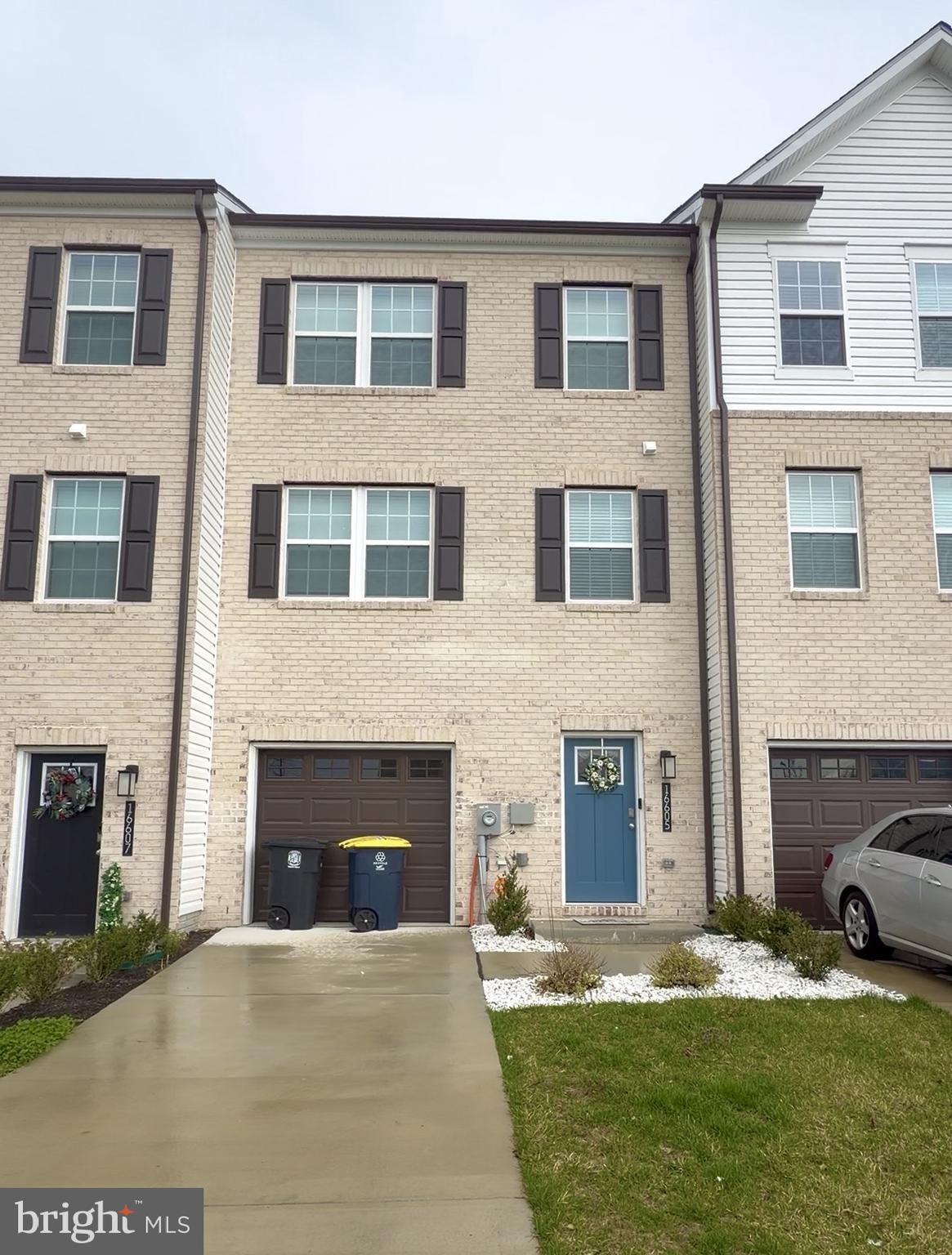 16605 Green Glade Dr