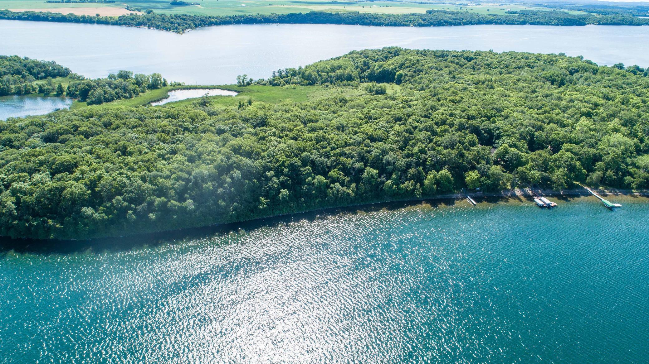 39060 Peninsula Lane