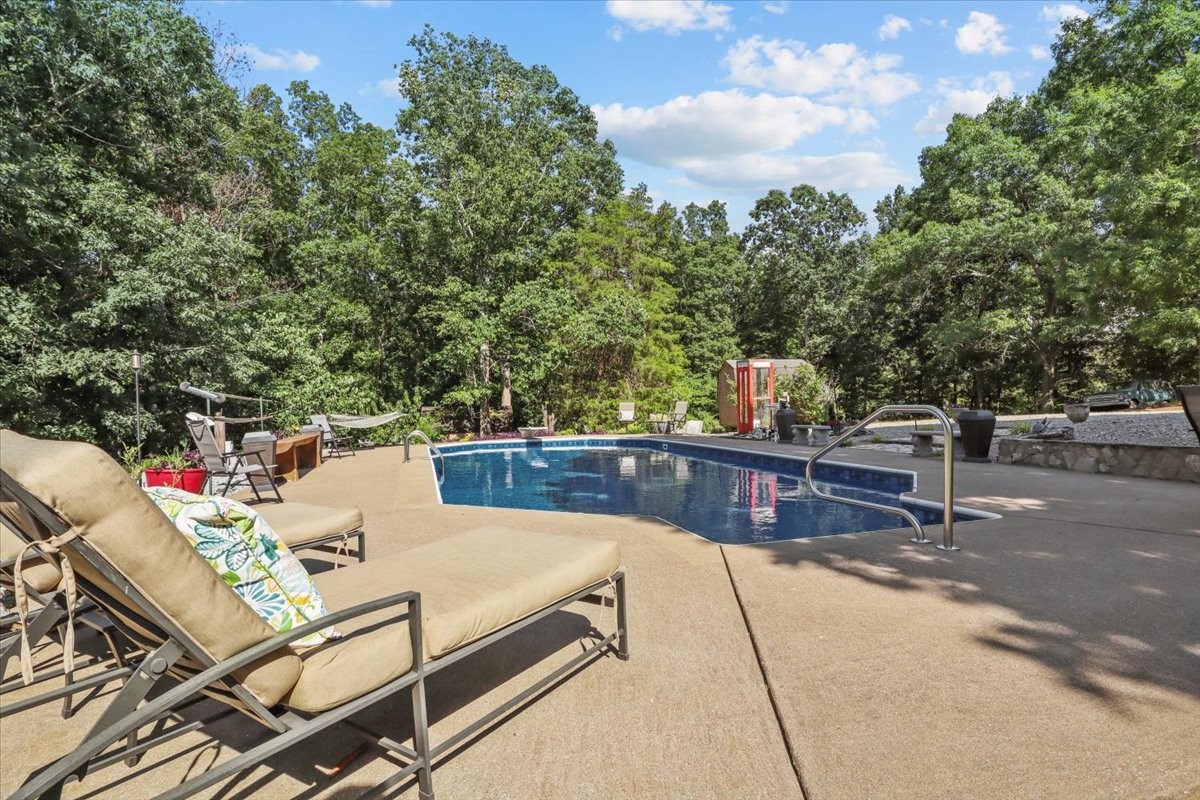 3438 Highway 13 N