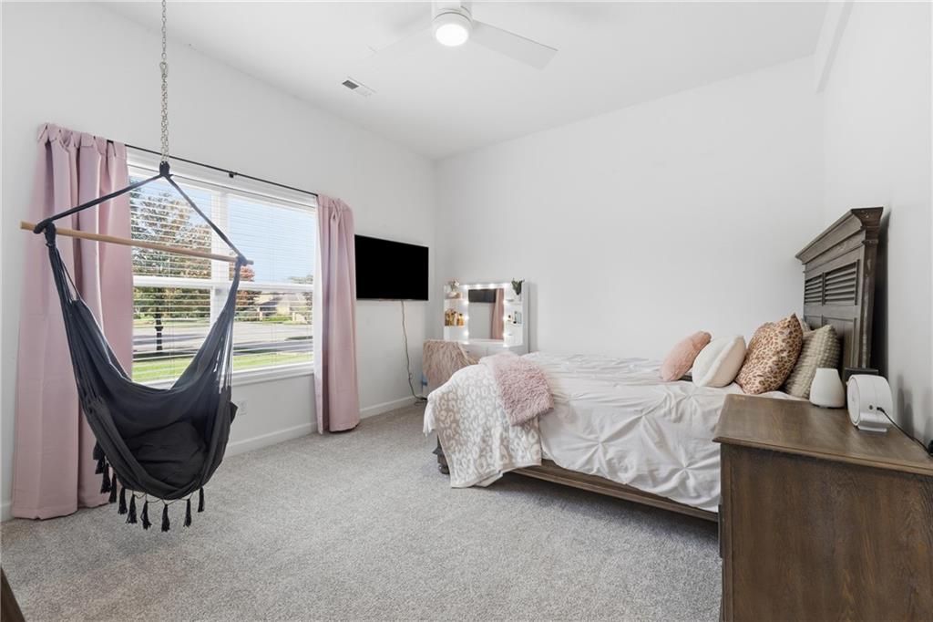 10512 N Euclid Avenue