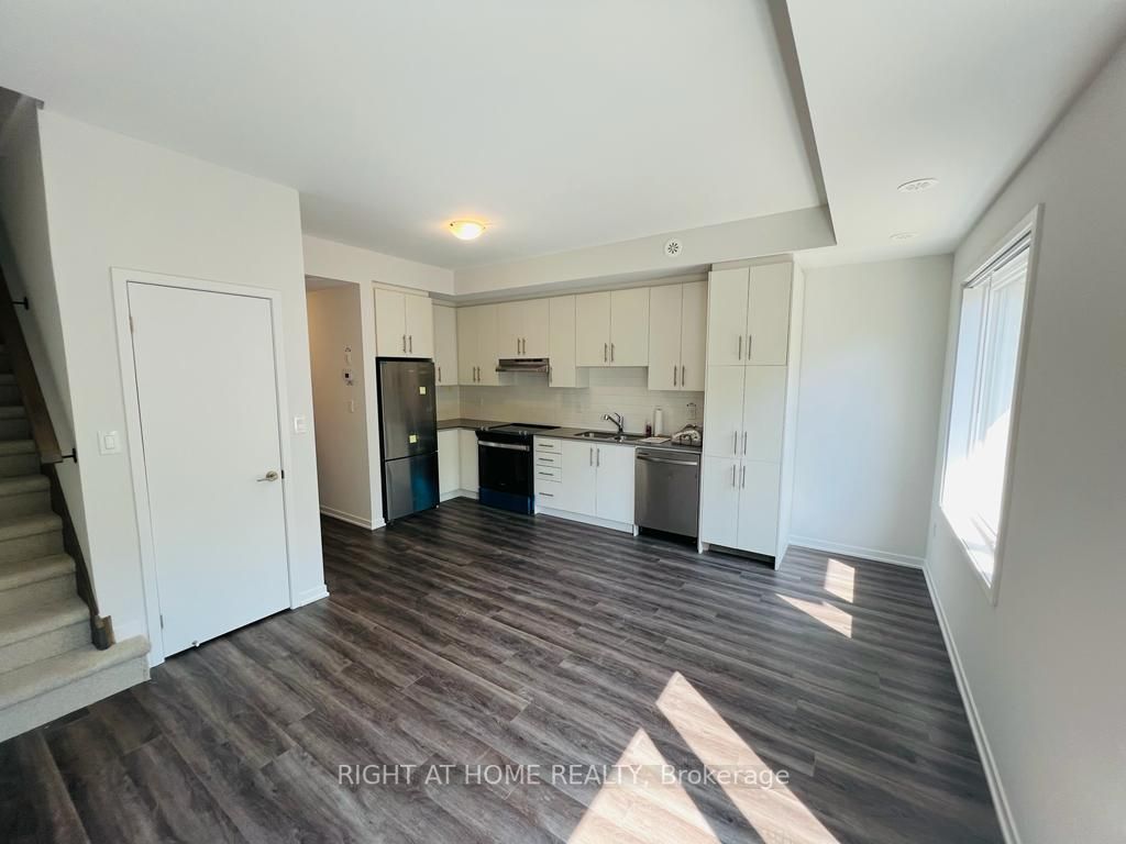 5 William Jackson Way 53