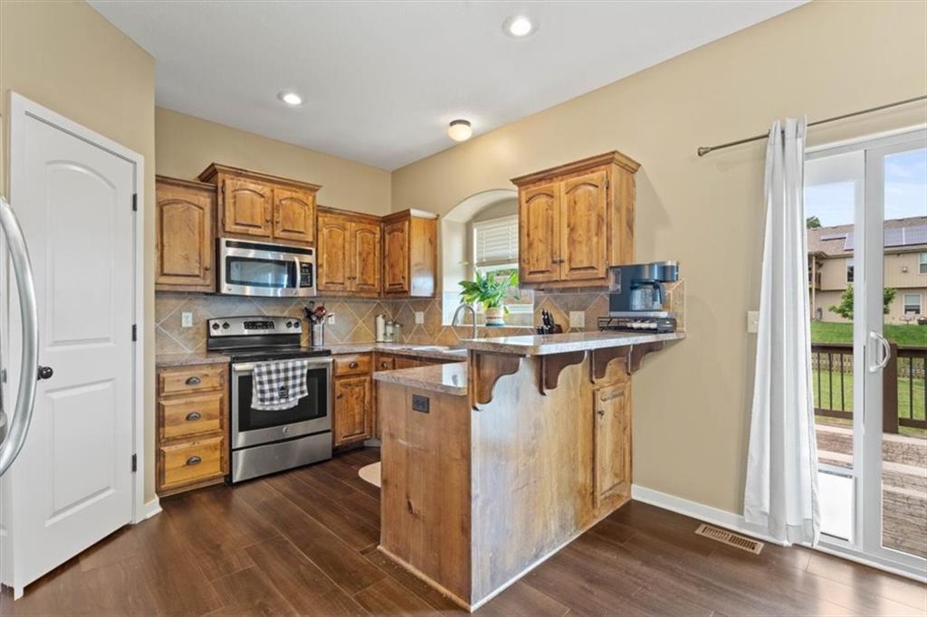 5016 N Wheeling Avenue