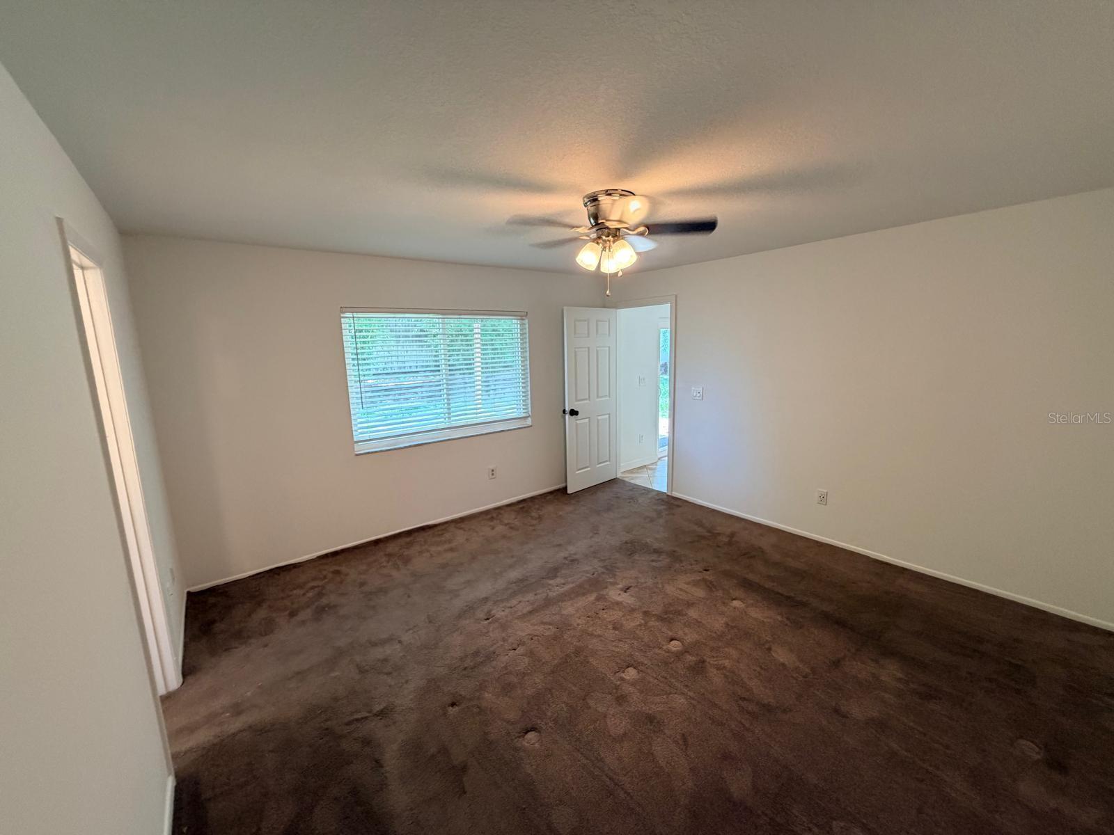 1083 Beckstrom Dr