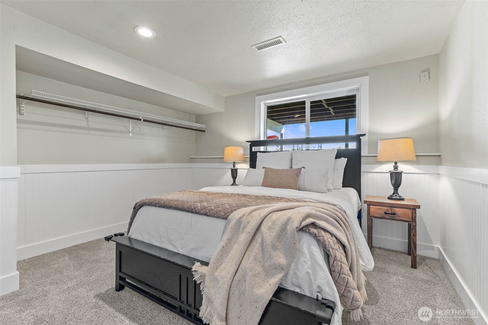 2809 Moorelands Avenue NW